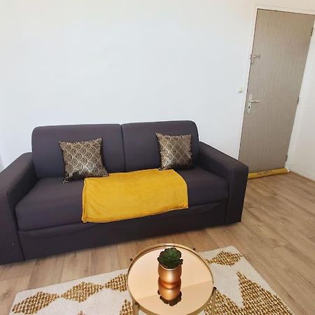 סנליס Le Petit Studio Senlisien מראה חיצוני תמונה