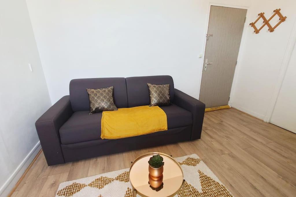 סנליס Le Petit Studio Senlisien מראה חיצוני תמונה